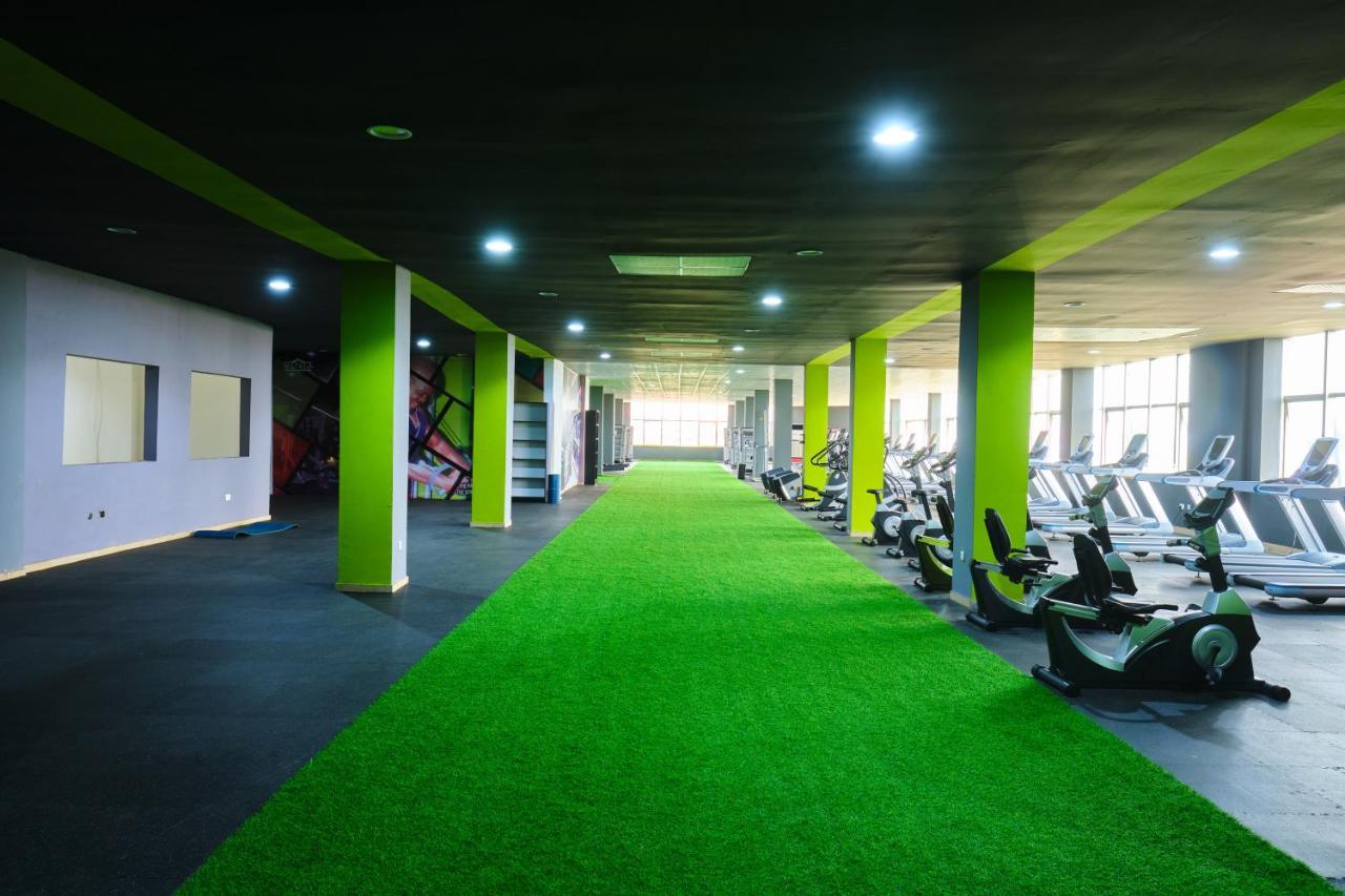 Legon City Mall Short Stay Apartments For Business And Vacation - East Legon Accra Buitenkant foto