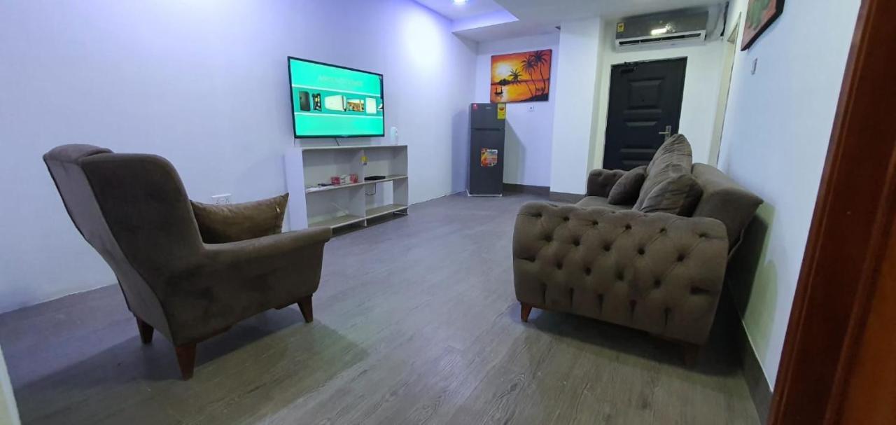 Legon City Mall Short Stay Apartments For Business And Vacation - East Legon Accra Buitenkant foto