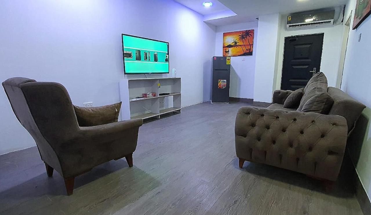 Legon City Mall Short Stay Apartments For Business And Vacation - East Legon Accra Buitenkant foto