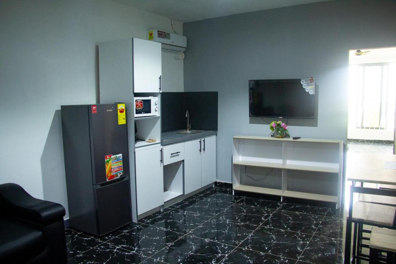 Legon City Mall Short Stay Apartments For Business And Vacation - East Legon Accra Buitenkant foto
